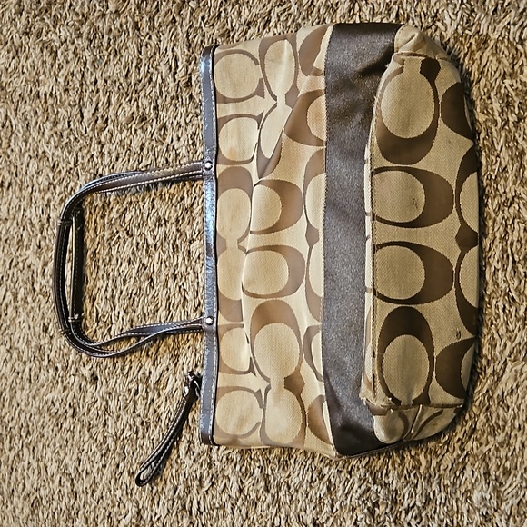 Coach purse - Picture 3 of 11